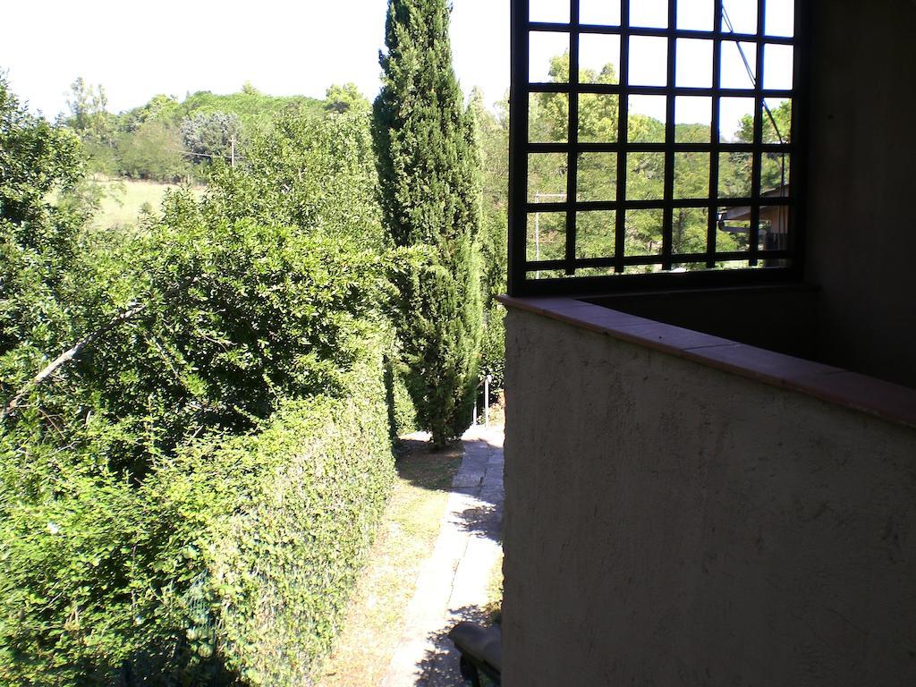 Villa Di Christian E Michelle Рим Номер фото