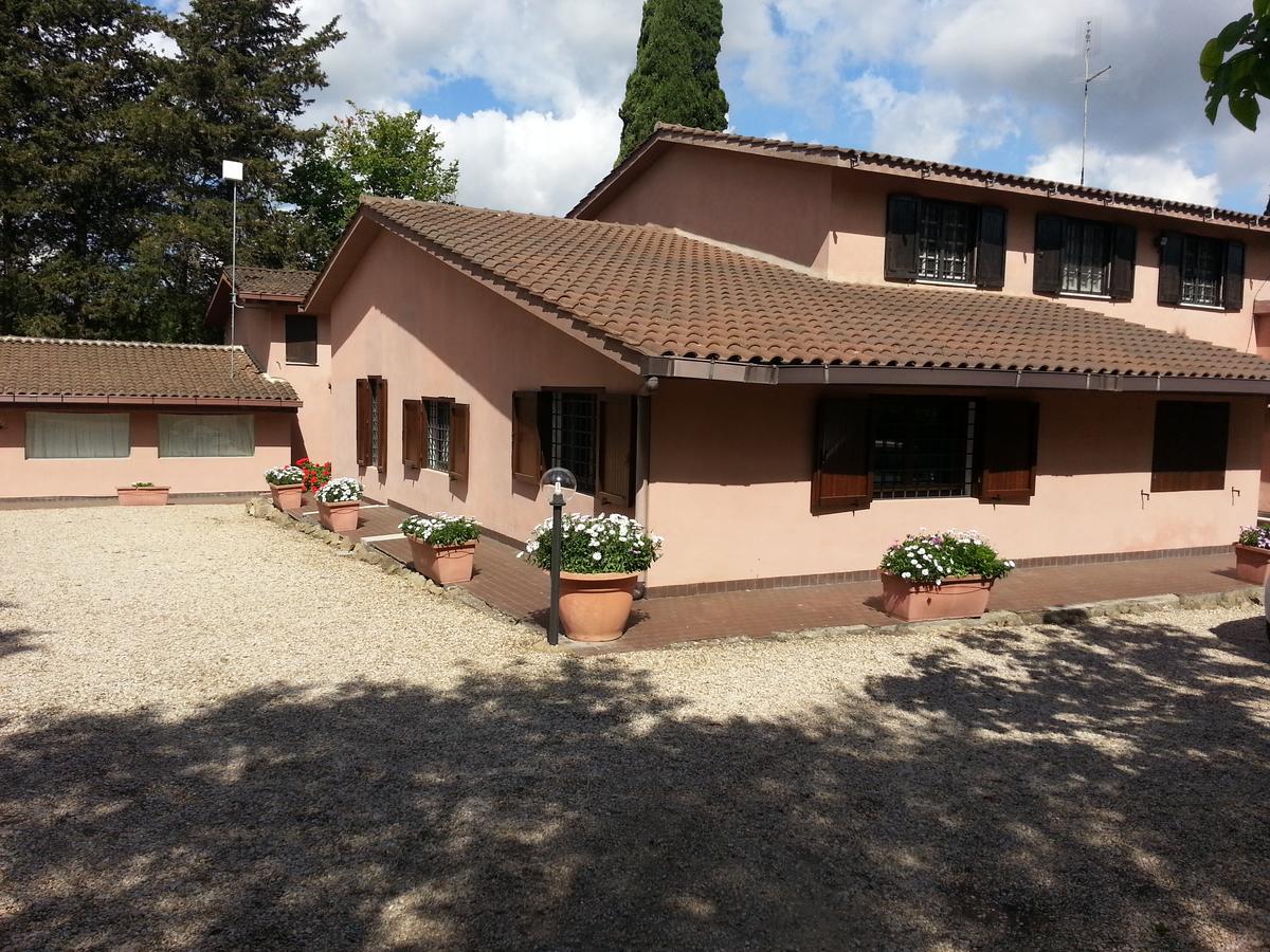 Villa Di Christian E Michelle Рим Экстерьер фото