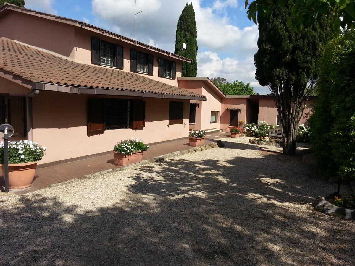 Villa Di Christian E Michelle Рим Экстерьер фото